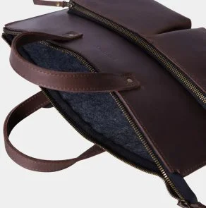 Фото: Чохол INCARNE Brave - MacBook Neo 13 Brown (03030-brave-brown-neo-13) № 6 | KTC