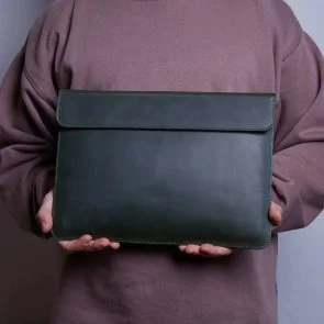 Фото: Чохол INCARNE Klouz - MacBook Neo 13 2026 Green № 9 | KTC