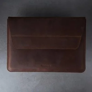 Фото: Чохол INCARNE Line - MacBook Neo 13 Brown (line-brown-neo-13) № 3 | KTC
