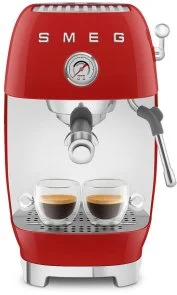 Фото: Ріжкова кавоварка Smeg Style Aesthetic Red Glossy Finishing (ECF03RDEU) № 9 | KTC