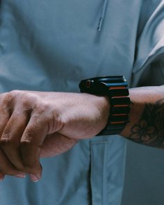 Ремінець Nomad for Apple Watch 46/49mm - Stratos Black Hardware Ultra Orange (NM011116858)