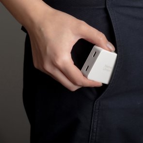 Зарядний пристрій Native Union Pocket GaN PD 65W White (POCK-PD65-WHT-EU)