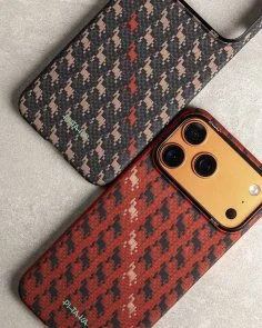 Фото: Чохол Pitaka for Apple iPhone 17 Pro - Edge Ultra-Slim Happiness Rides Ebony (HR1707P) № 7 | KTC