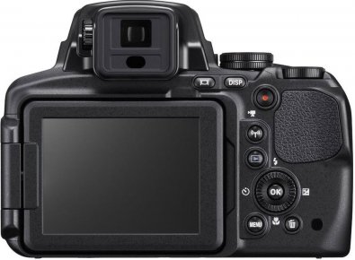 Цифрова фотокамера Nikon Coolpix P900 чорна
