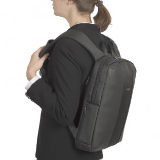 Рюкзак для ноутбука RivaCase 8125 чорний