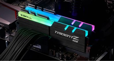 Оперативна пам’ять G.SKILL Trident Z RGB Black DDR4 2x16GB (F4-3600C16D-32GTZRC)