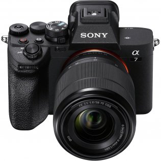 Цифрова фотокамера Sony Alpha 7M4 kit 28-70mm Black (ILCE7M4KB.CEC)