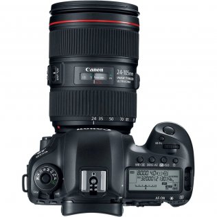 Цифрова фотокамера дзеркальна Canon EOS 5D Mark IV kit 24-105L IS II USM (1483C030AA)