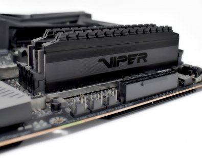 Оперативна пам’ять Patriot Viper 4 Blackout DDR4 2x32GB (PVB464G300C6K)