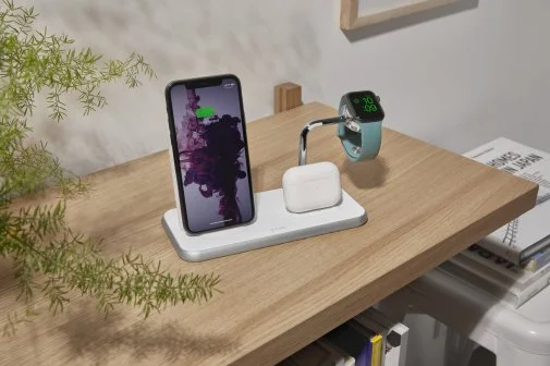 Фото: Док-станція Zens Stand Dock Watch Aluminium Wireless Charger 10W White (ZEDC07W/00) № 11 | KTC
