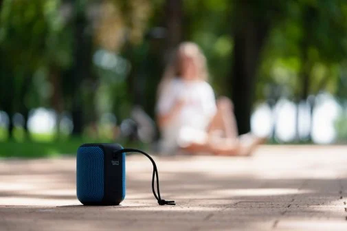 Фото: Портативна колонка 2E SoundXPod Blue (2E-BSSXPWBL) № 18 | KTC