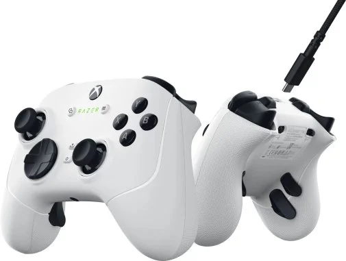 Фото: Геймпад Razer Wolverine V3 Pro White (RZ06-05200200-R3M1) № 11 | KTC