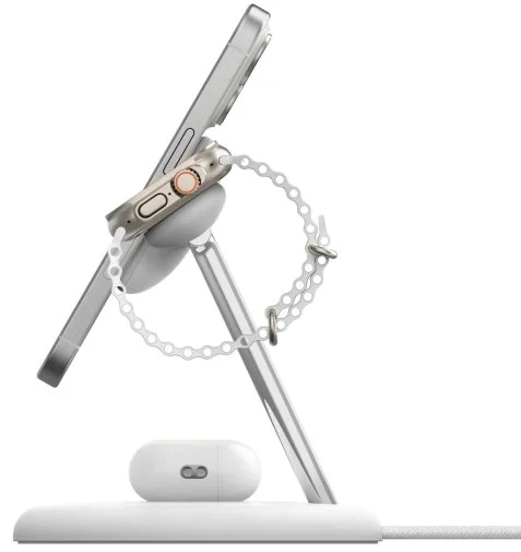 Фото: Бездротова зарядна станція Belkin BoostCharge Pro 3in1 Qi2 15W White (WIZ023VFWH) № 14 | KTC
