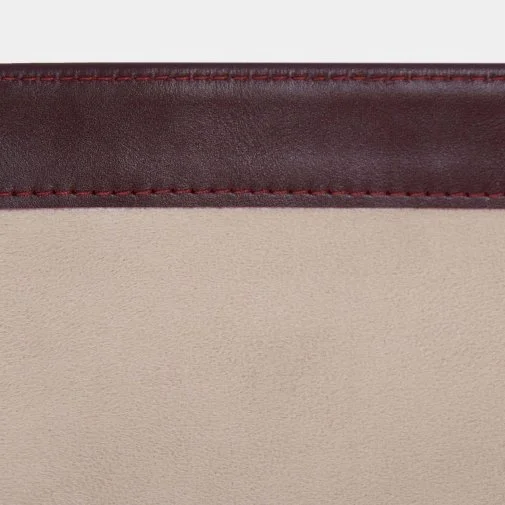 Фото: Чохол INCARNE ClineUp 13 - MacBook Air13 2018-2026 Burgundy № 12 | KTC
