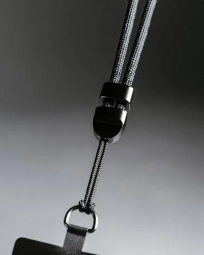 Фото: Ремінець для смартфону Nomad Wrist Kevlar Carbide (NM011727858) № 15 | KTC