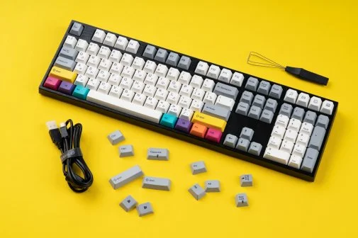 Фото: Клавіатура Varmilo VA108M CMYK Cherry MX Blue USB Black (VA108MC2W/LLK12RB) № 20 | KTC