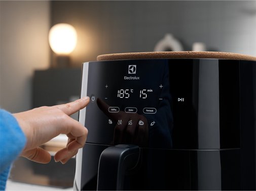 Мультипіч Electrolux 700 Series Air Fryer (EAF7B)