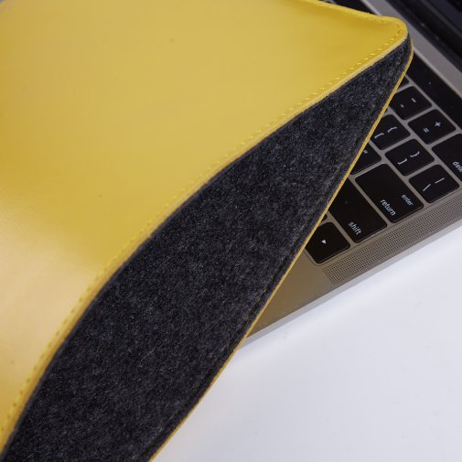 Чохол INCARNE Gamma Plus Pro 15 Classic - MacBook Pro15 2016-2022 Yellow