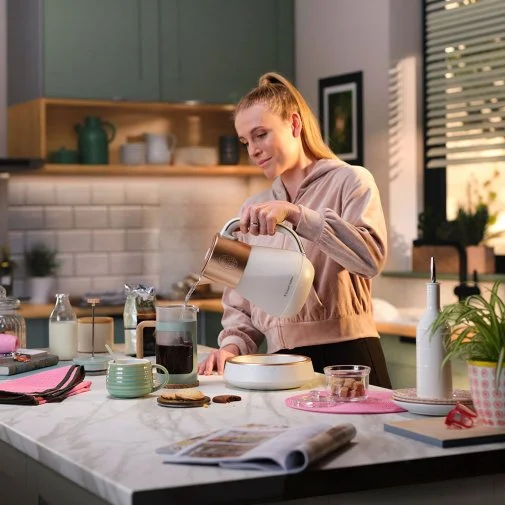 Фото: Електрочайник Russell Hobbs Calm White Copper (27450-70) № 12 | KTC