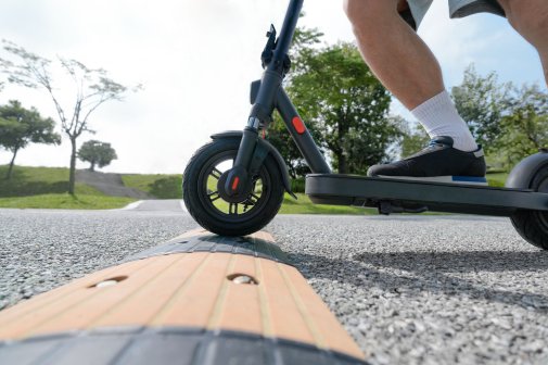 Електросамокат Xiaomi Electric Scooter Elite GL (BHR9603GL)