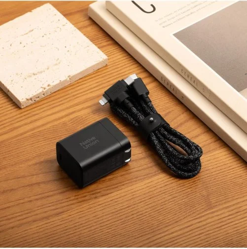 Фото: Зарядний пристрій Native Union Fast GaN Charger PD 45W Black (FAST-PD45-BLK-EU) № 11 | KTC