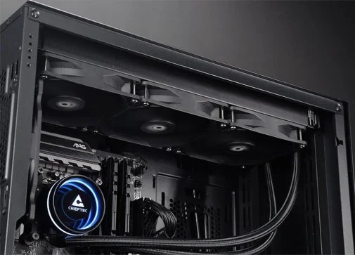 Фото: Система рідинного охолодження Chieftec Iceberg 360 Dark (CLC-360-BLK) № 20 | KTC