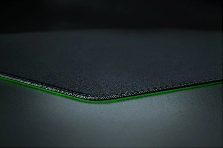 Килимок Razer Gigantus V2 Pro Balance L Black (RZ02-05490600-R3M1)