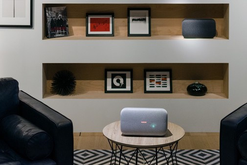Smart колонка Google Home Max Speaker Chalk