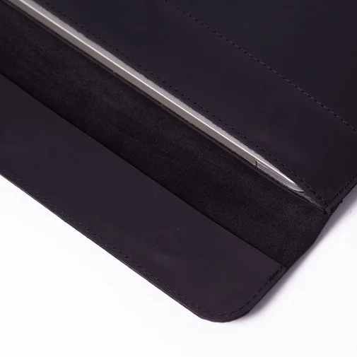 Фото: Чохол INCARNE Klouz 16 - MacBook Pro15 2012-2015 / Pro16 2019-2024 Black № 12 | KTC
