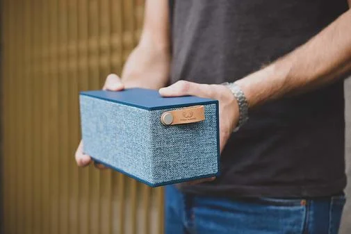 Фото: Портативна колонка Fresh 'N Rebel Rockbox Brick XL Fabriq Edition Indigo (1RB5500IN) № 8 | KTC