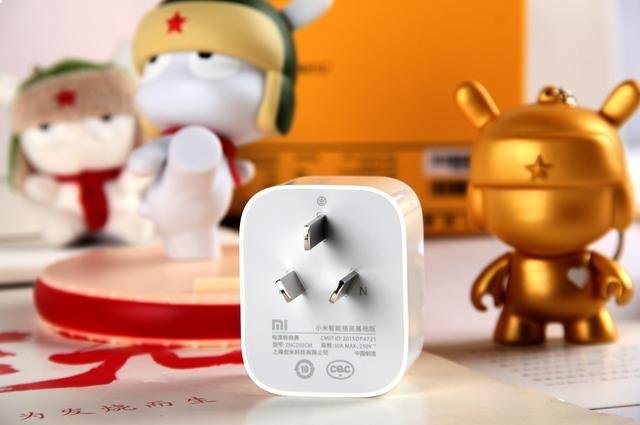 Смарт розетка Xiaomi Mi Smart Socket