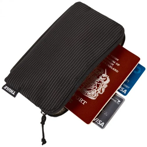 Фото: Органайзер THULE Crossover 2 Travel Organizer C2TO101 Black (3204040) № 11 | KTC