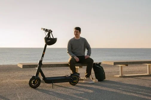 Фото: Електросамокат Ninebot by Segway Max G2 E Black (AA.05.15.01.0003) № 14 | KTC