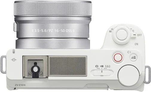 Фото: Цифрова фотокамера Sony Alpha ZV-E10 II kit 16-50mm White (ZVE10M2KW.CEC) № 29 | KTC