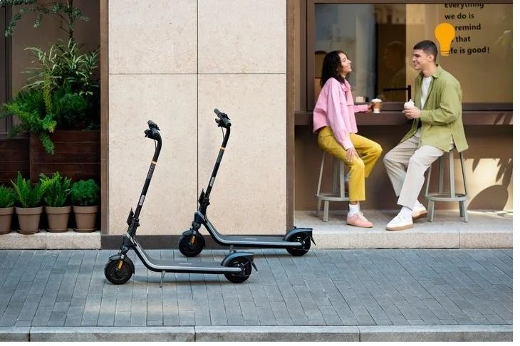 Фото: Електросамокат Ninebot by Segway E2 E II Black (AA.05.14.01.0004) № 29 | KTC