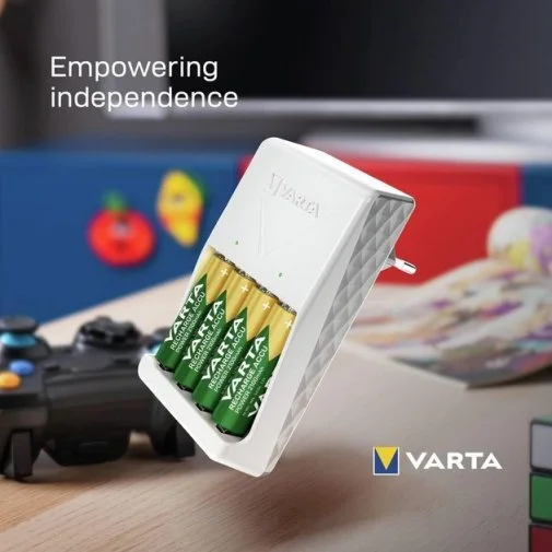 Фото: Зарядний пристрій Varta Plug Charger with 4xAA 2100mAh (57657101451) № 18 | KTC