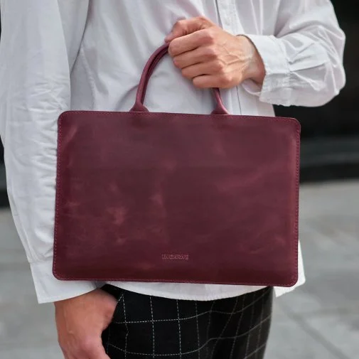 Фото: Чохол INCARNE Stem - MacBook Neo 13 2026 Burgundy № 11 | KTC