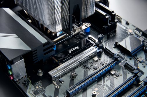 SSD-накопичувач Kingston Fury Renegade G5 2280 PCIe 5.0 x4 NVMe 1TB (SFYR2S/1T0)