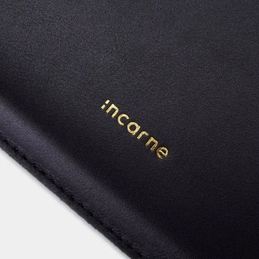 Фото: Чохол INCARNE Cline - MacBook Neo 13 2026 Black № 14 | KTC