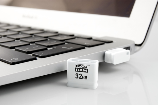 Флешка USB GoodRam Piccolo 32 ГБ (UPI2-0320W0R11) біла