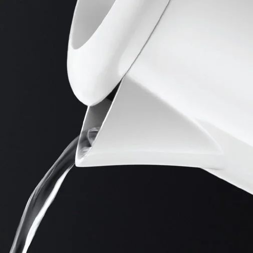 Фото: Електрочайник Russell Hobbs Travel (23840-70) № 8 | KTC