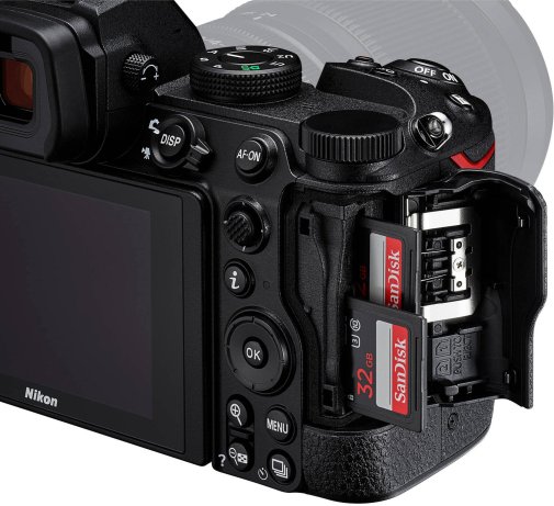 Цифрова фотокамера Nikon Z5 Body (VOA040AE)