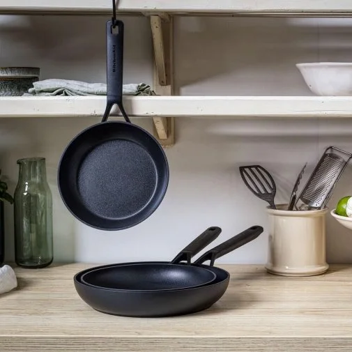 Фото: Набір сковорідок KitchenAid CFA 20cm/ 24cm/ 28cm 3pcs (CC003570-001) № 11 | KTC