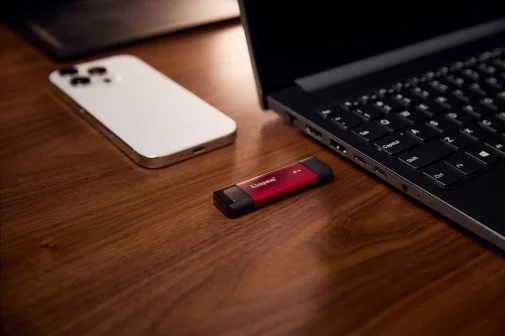 Фото: Зовнішній SSD-накопичувач Kingston Dual Portable 1TB Red (SPSD/1TB) № 26 | KTC