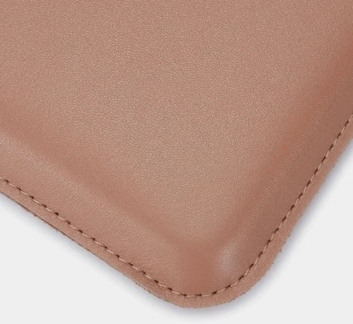 Фото: Чохол INCARNE Cline - MacBook Neo 13 2026 Mocca № 12 | KTC