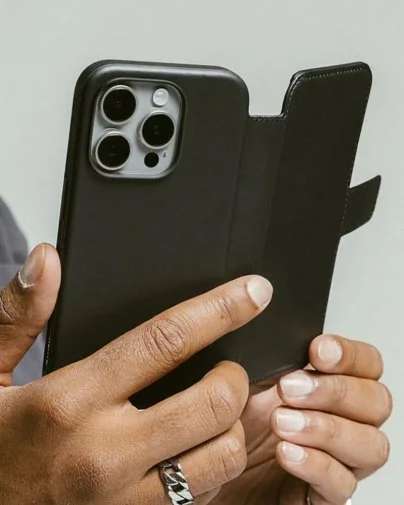 Фото: Чохол Nomad for Apple iPhone 16 Pro Max - Modern Leather Folio Black (NM01675785) № 27 | KTC