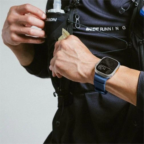 Фото: Ремінець Nomad for Apple Watch 46/49mm - Rocky Point Natural Titanium Hardware Atlantic (NM013589858) № 22 | KTC