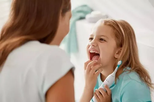 Фото: Електрична зубна щітка Philips Sonicare For Kids Make Your Own Monster (HX3411/01) № 6 | KTC