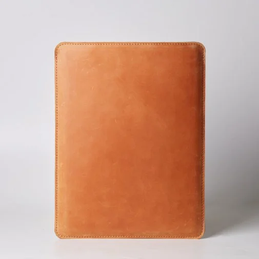 Фото: Чохол INCARNE Free Port Plus a15 - MacBook Air 15 2023-2024 Cognac № 10 | KTC