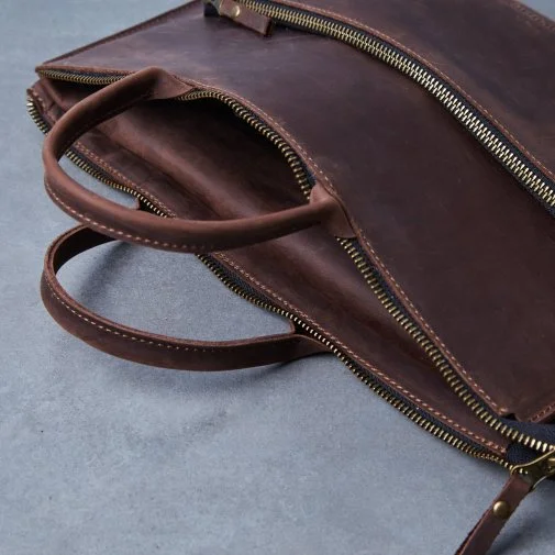 Фото: Чохол INCARNE Maryland a15 - MacBook Air15 2023-2024 Brown № 40 | KTC